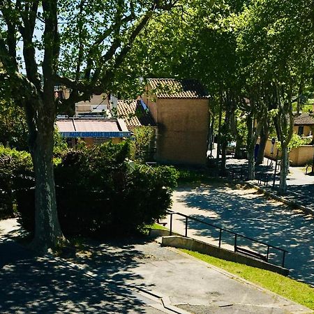 Bleu Lavande 1 - Appartement Cosy Ambiance Village Istres Eksteriør billede
