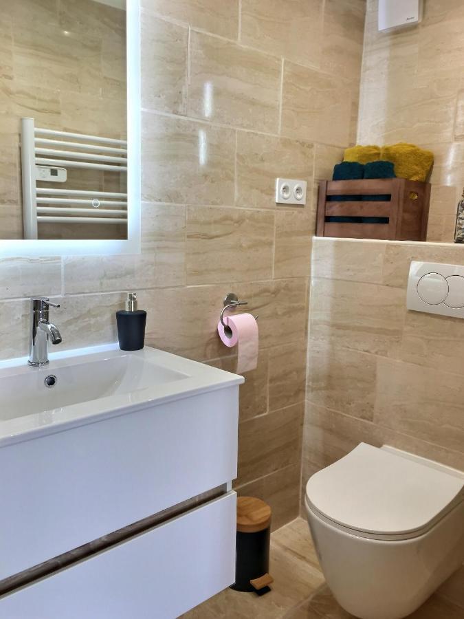Bleu Lavande 1 - Appartement Cosy Ambiance Village Istres Eksteriør billede