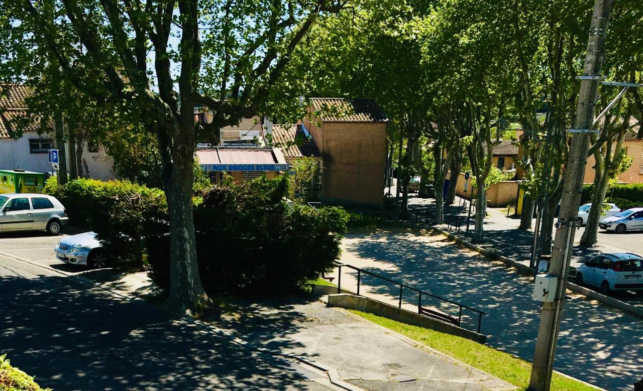 Bleu Lavande 1 - Appartement Cosy Ambiance Village Istres Eksteriør billede